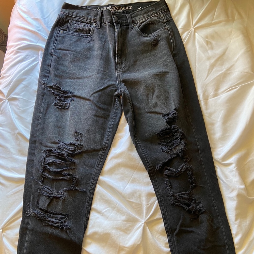 American eagle black distressed mom jeans